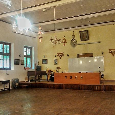 Ymca Tourist Hostel ชิมลา ภายนอก รูปภาพ